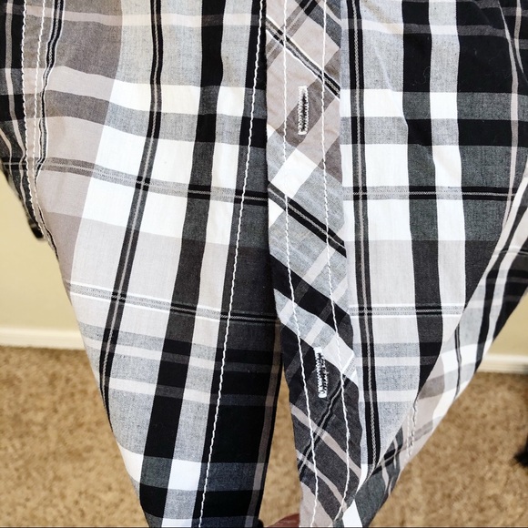 Affliction Button Down Shirt Sz XL - Picture 2 of 7